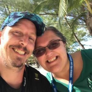 Meet your Posher, Suzanne